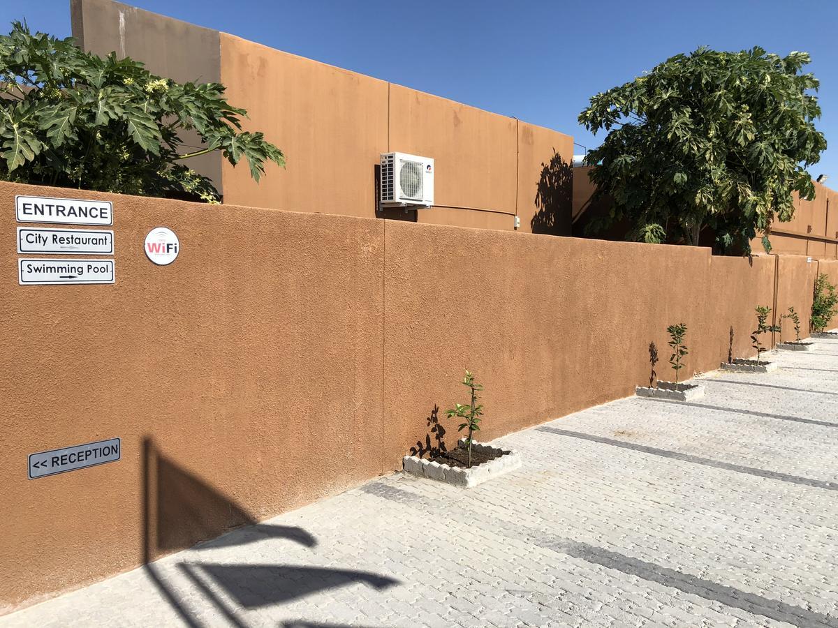 City Lodge Etosha Omuthiya Exterior foto