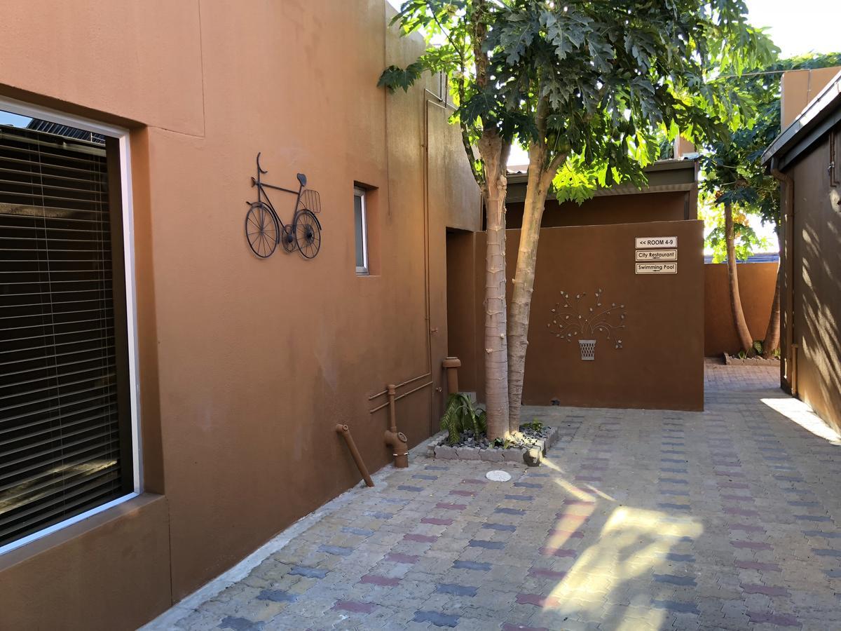 City Lodge Etosha Omuthiya Exterior foto